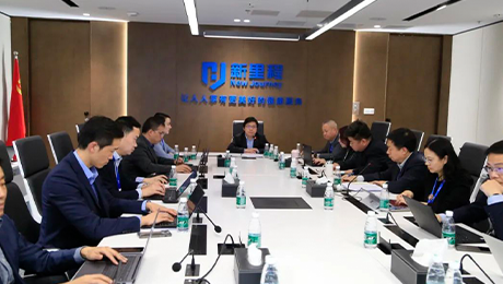 东方风来满眼春，开路先锋阔步行——九洲国际健康集团召开2024年度工作启动会暨战略升级实施动员会